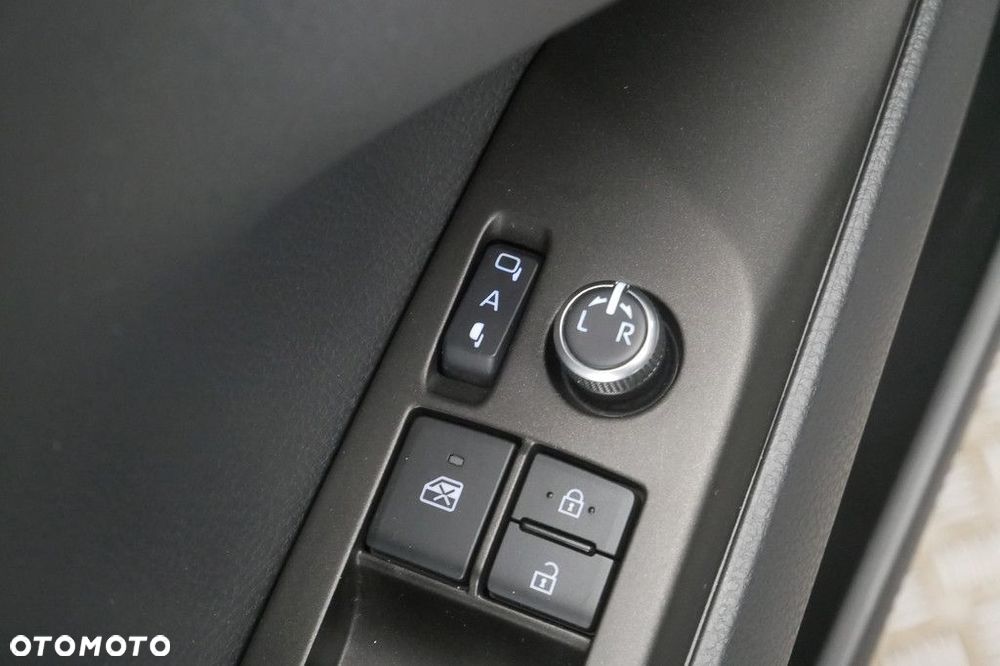 Toyota Camry 2.5 Hybrid Comfort CVT - 29