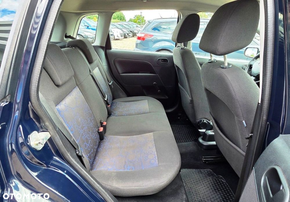 Ford Fiesta - 20