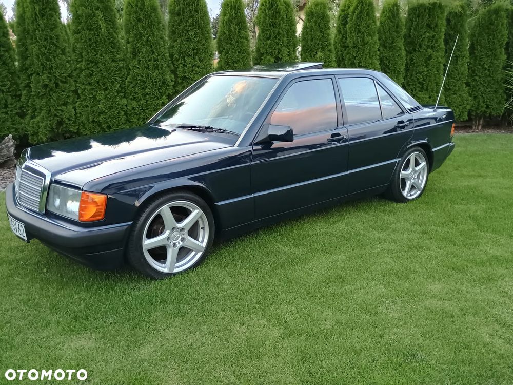 Mercedes-Benz W201 (190) - 7