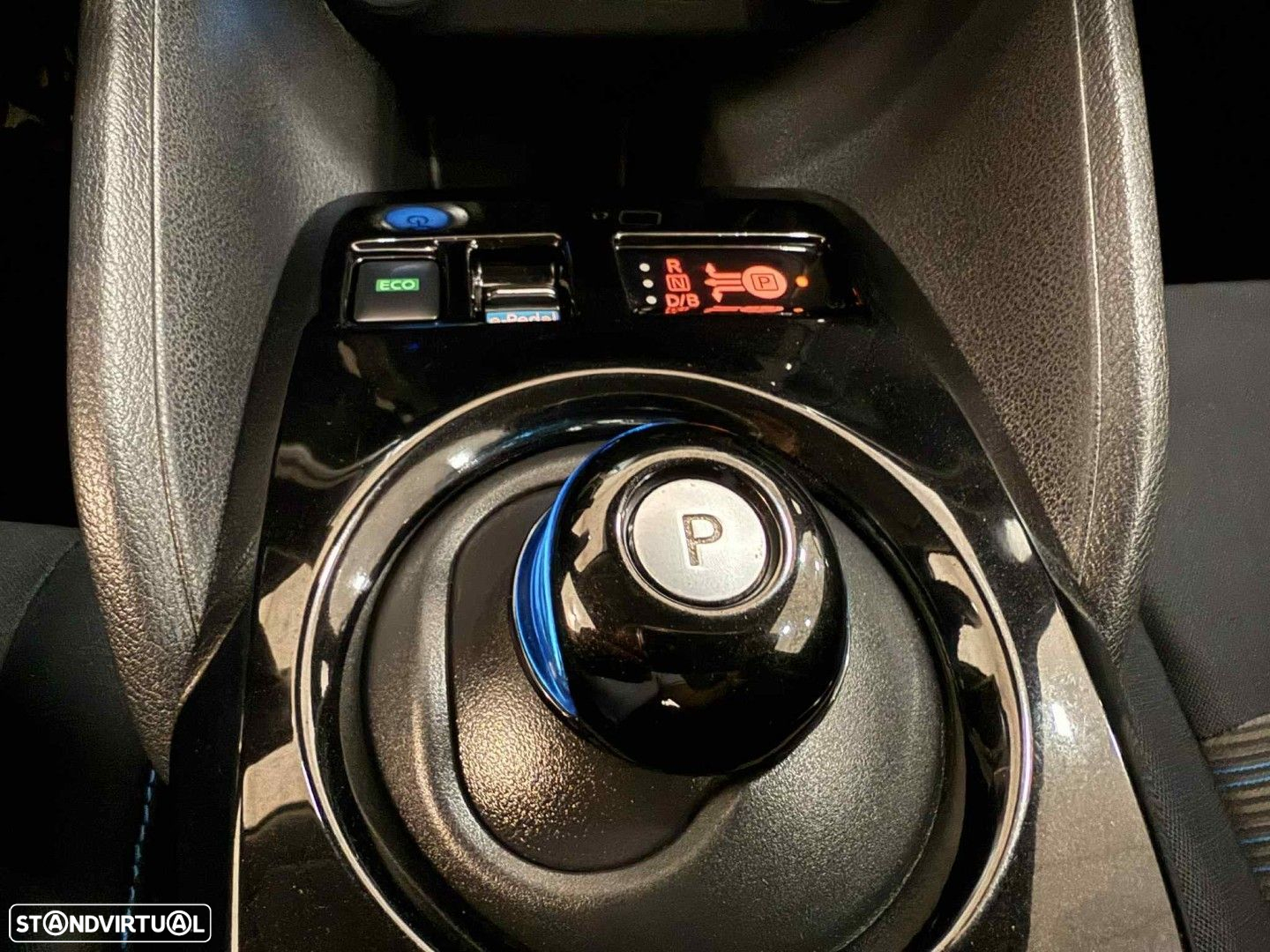 Nissan Leaf Acenta - 23