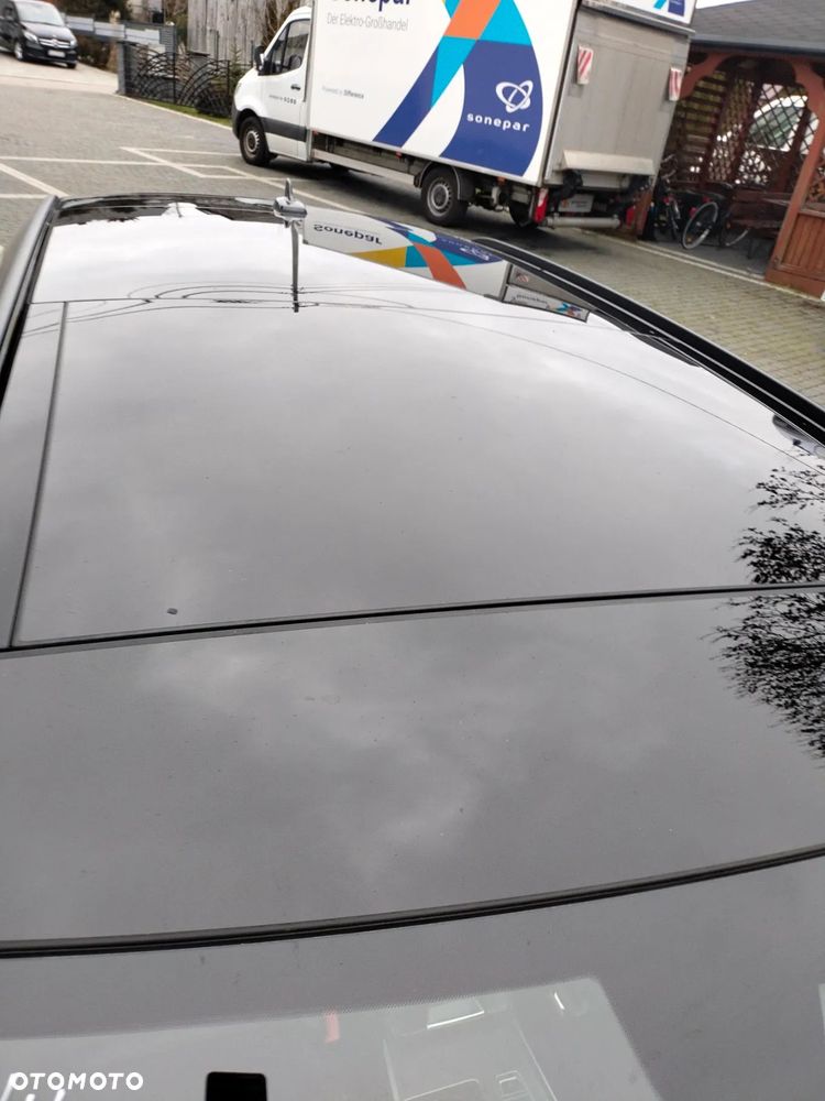 Audi A6 Avant 40 TDI S tronic S line - 11