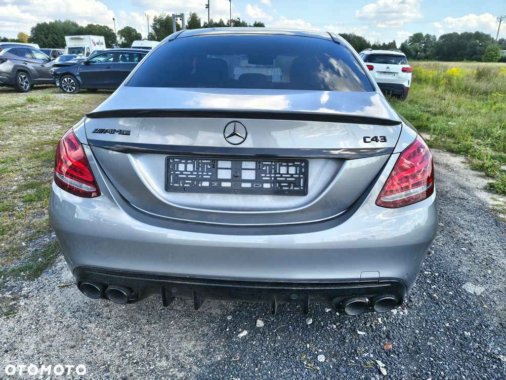 Mercedes-Benz Klasa C 450 AMG 4Matic 7G-TRONIC - 7