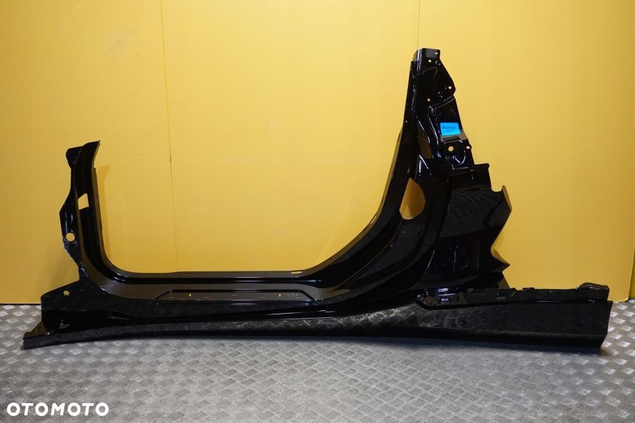 CHEVROLET CORVETTE C8 WIDE 2023 - Listwa Progowa Lewa Panel Boczny USA - 1