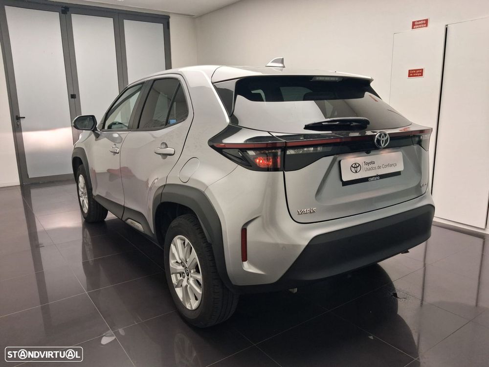 Toyota Yaris Cross 1.5 HDF Comfort Plus - 4