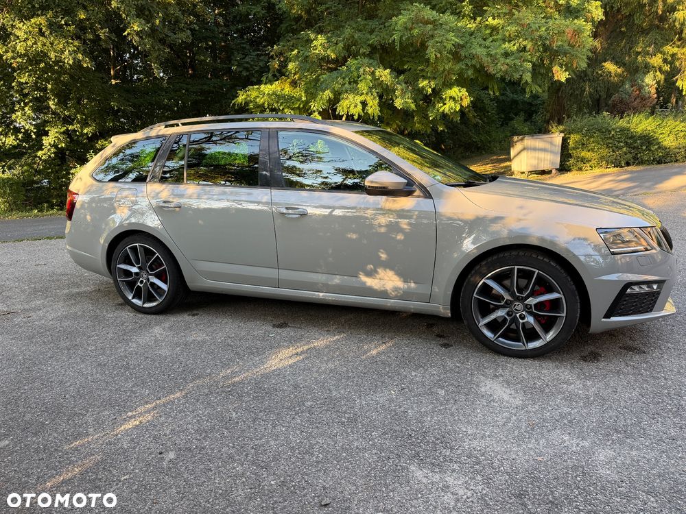 Skoda Octavia 2.0 TDI 4x4 DSG RS - 7
