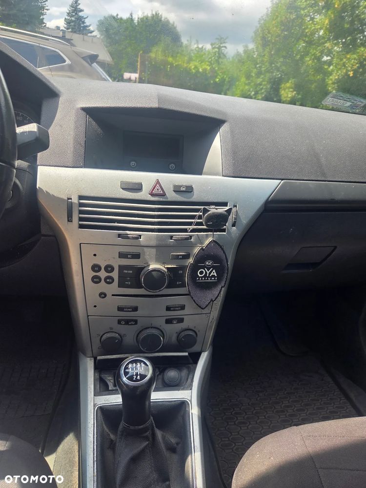 Opel Astra 1.6 Cosmo EU6 - 11
