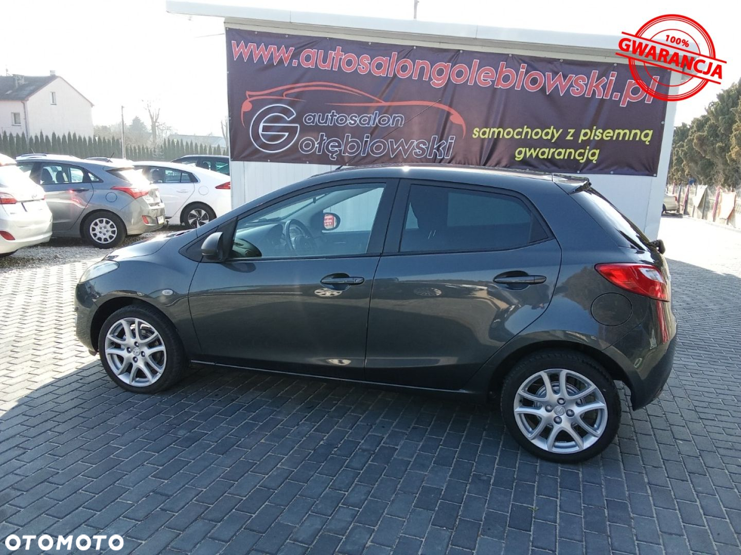 Mazda 2 - 16