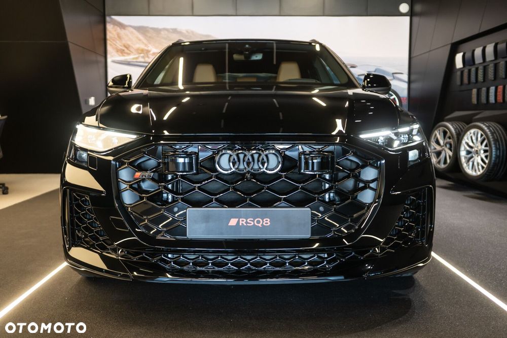 Audi RS Q8 - 3