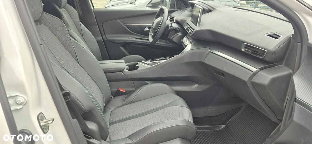 Peugeot 3008 1.2 PureTech mHEV Active Pack S&S e-DCS6 - 20