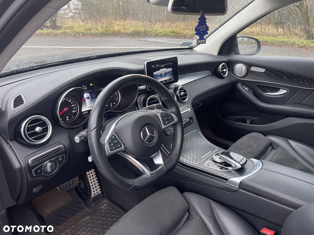 Mercedes-Benz GLC - 9