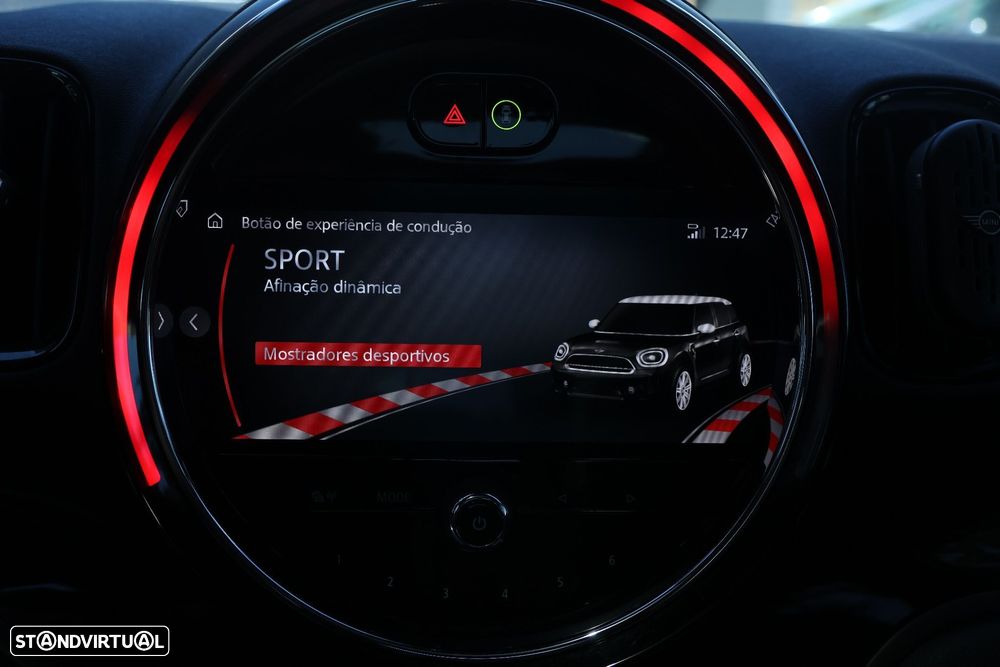 MINI Countryman Cooper SE ALL4 Auto - 29