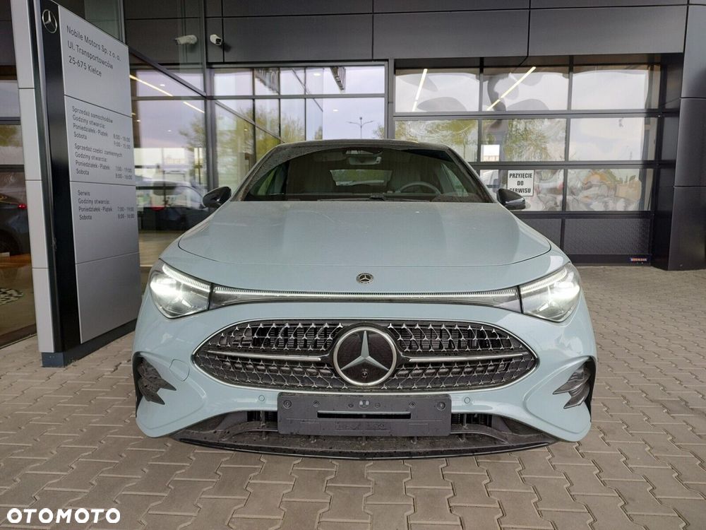 Mercedes-Benz CLA - 2