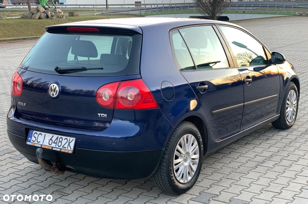 Volkswagen Golf 1.9 TDI Sportline - 5