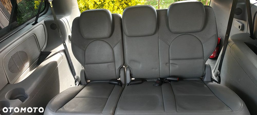 Chrysler Grand Voyager 2.8 CRD Limited S&G - 15
