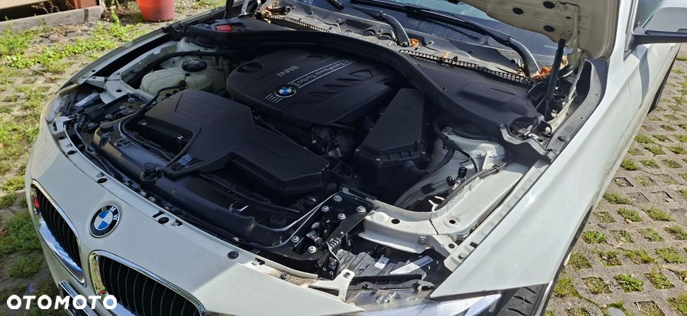 BMW Seria 3 320d xDrive - 20