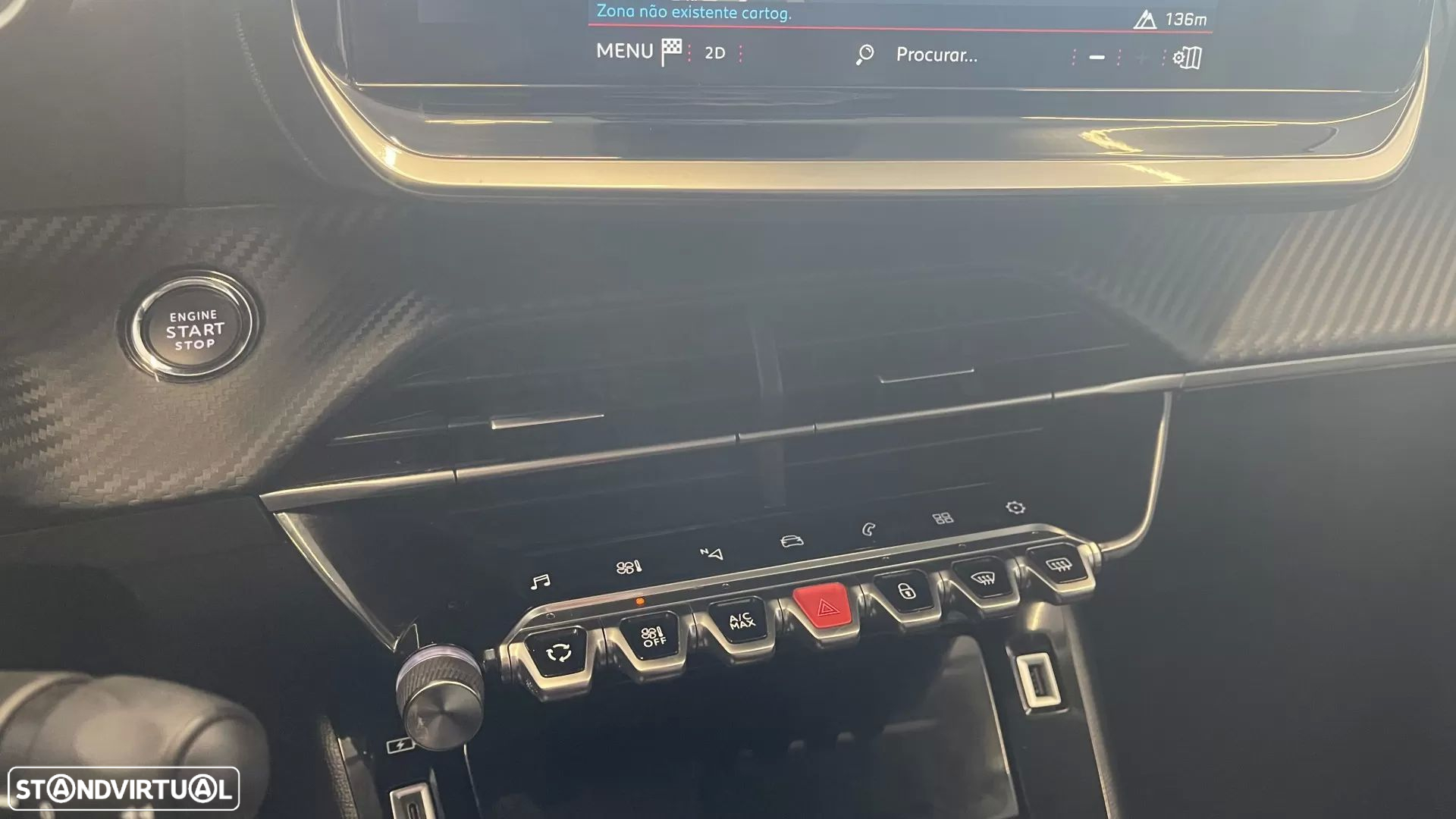Peugeot 2008 1.2 PureTech Allure EAT8 - 32