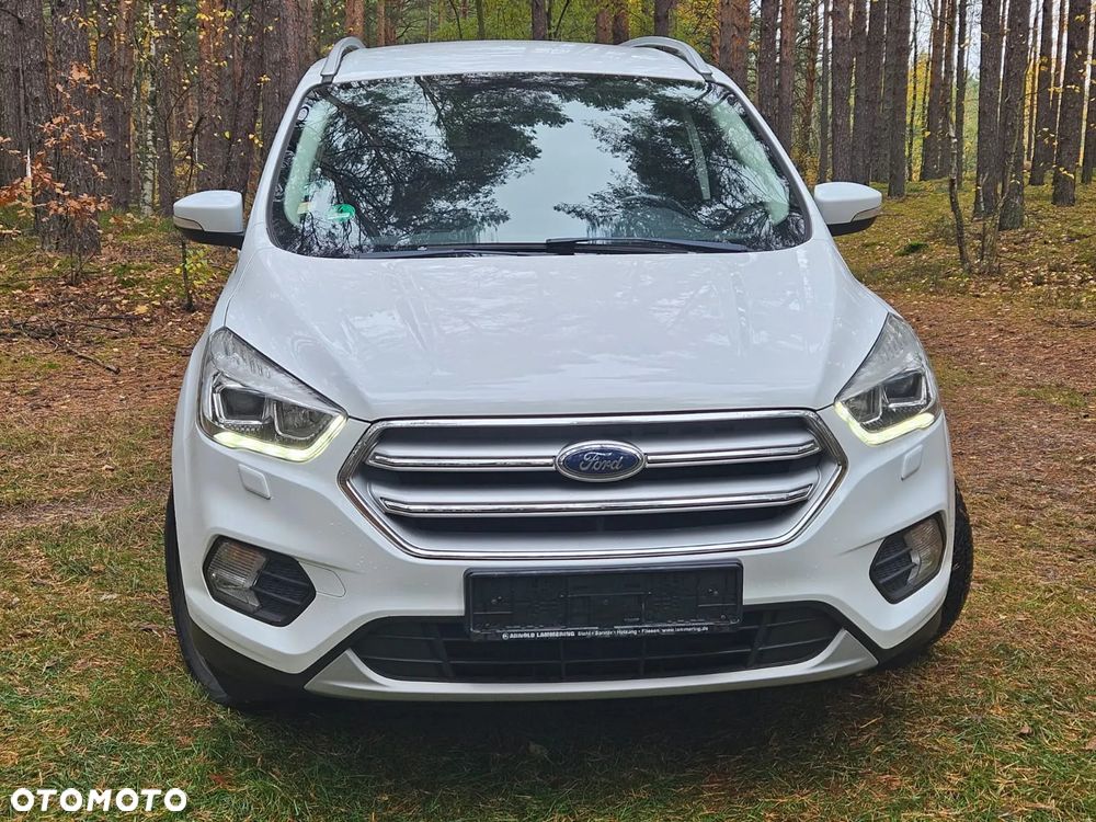 Ford Kuga - 2