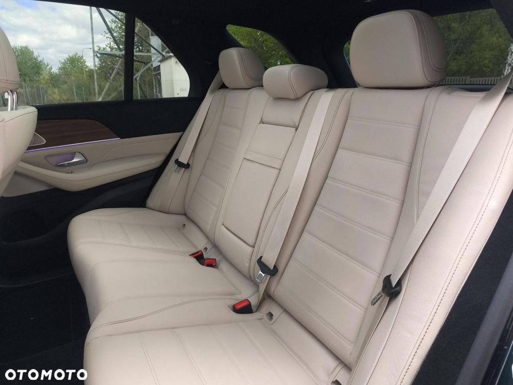 Mercedes-Benz GLE - 21