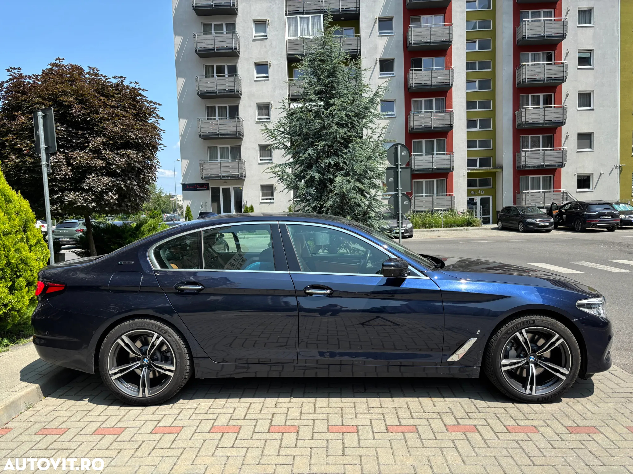 BMW Seria 5 530e iPerformance Aut. Luxury Line - 10