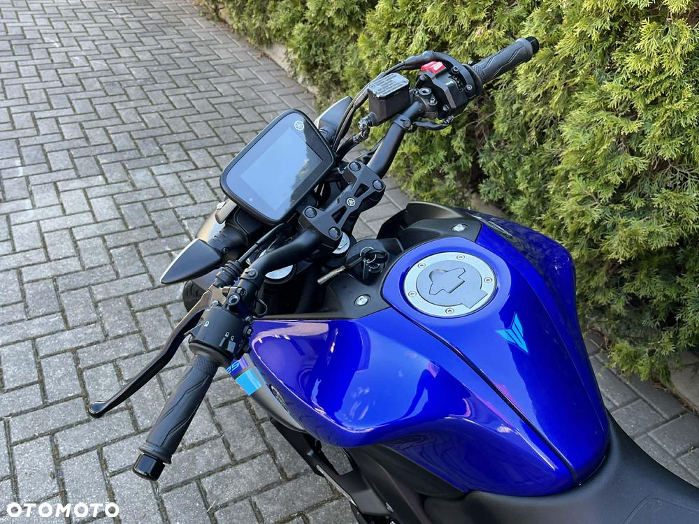 Yamaha MT - 8