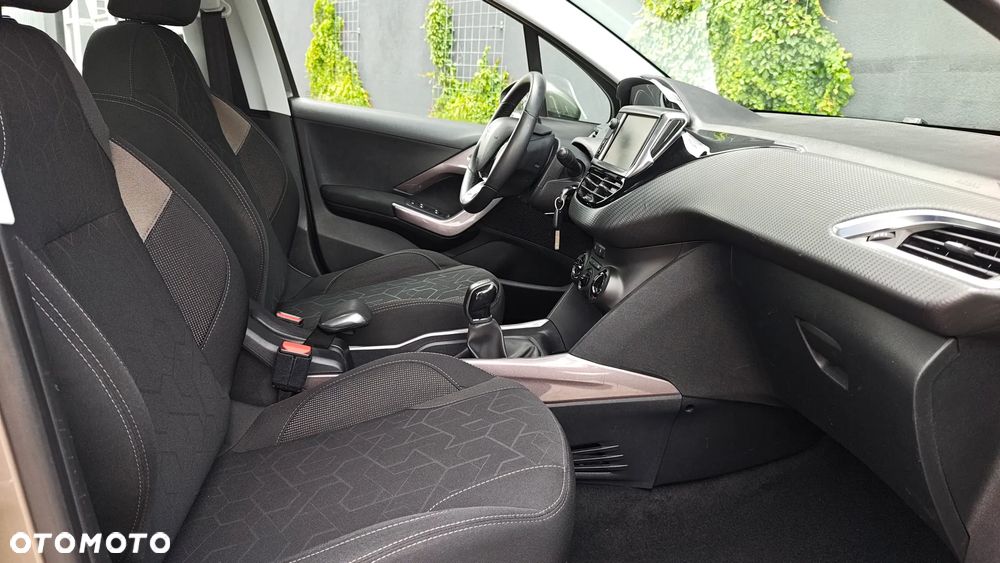 Peugeot 2008 PureTech 110 Stop&Start Allure - 37