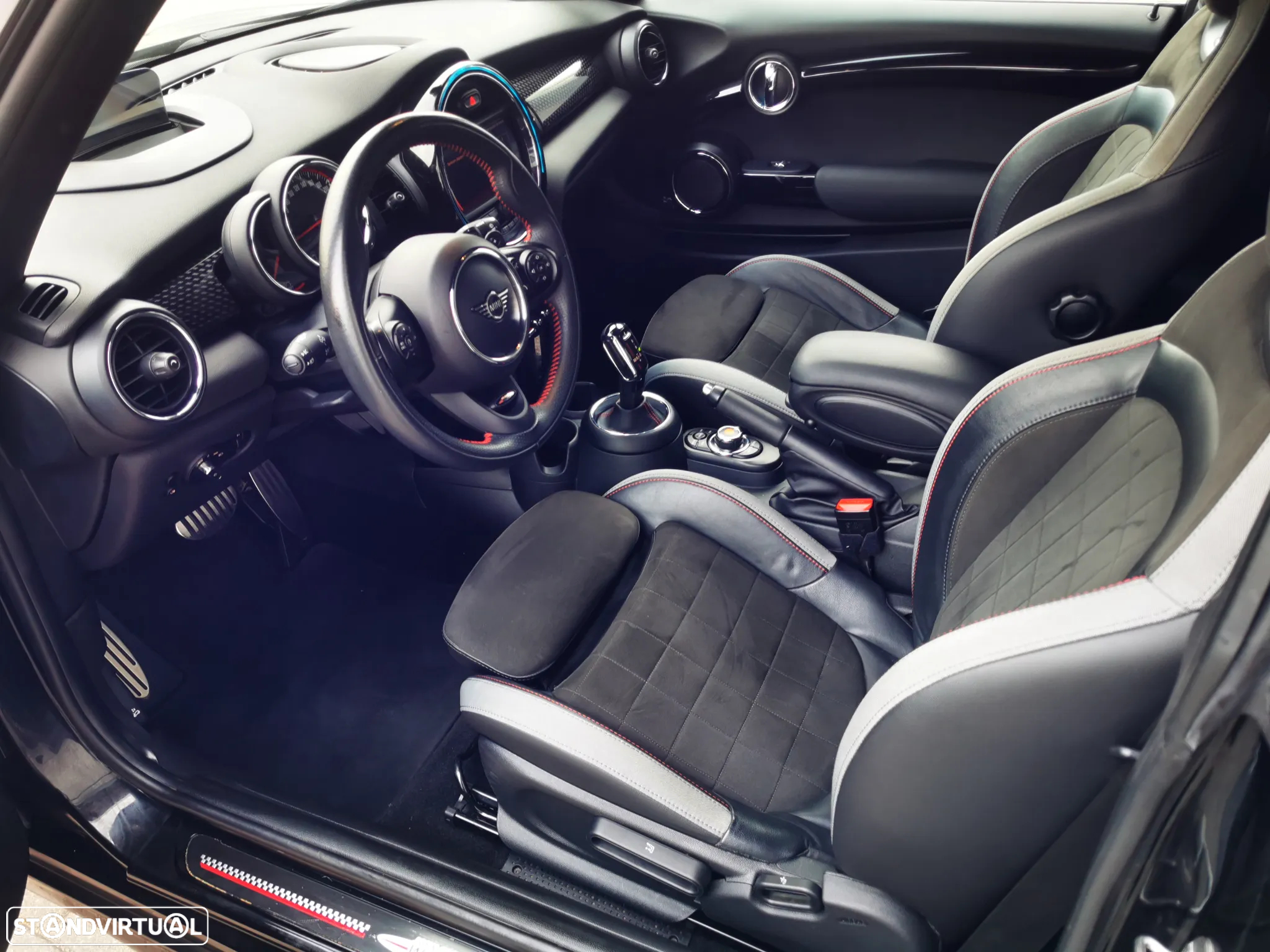 MINI 3 Portas John Cooper Works Aut. - 10