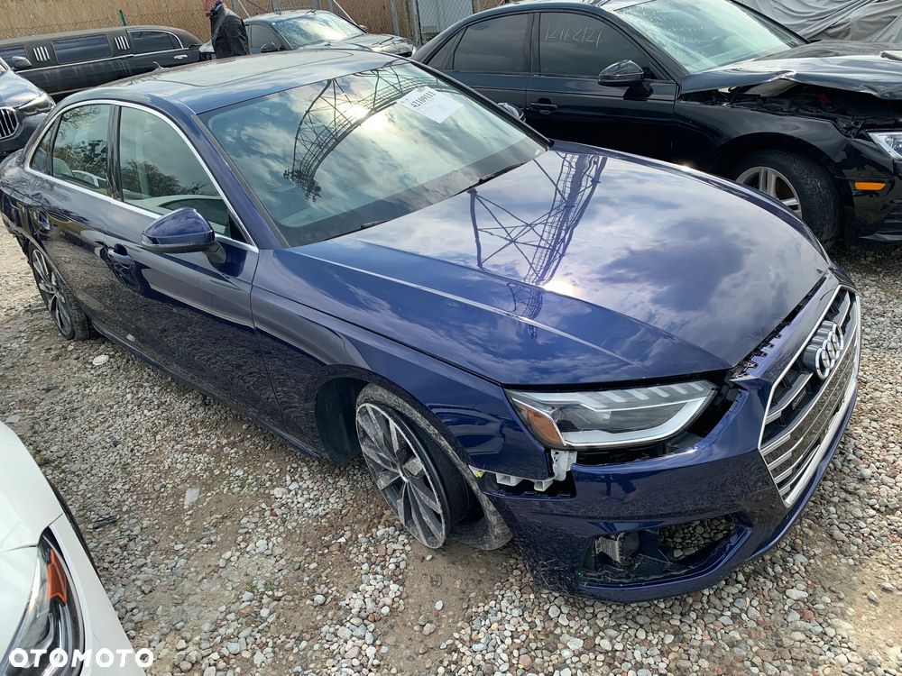 Audi A4 Limousine - 4