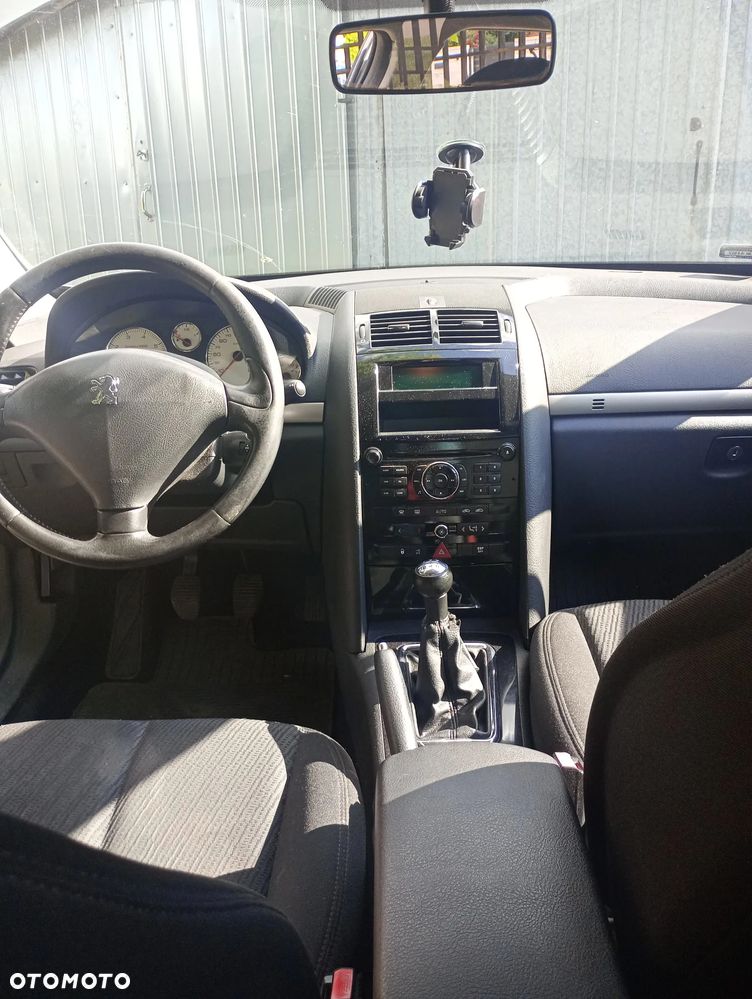 Peugeot 407 - 5