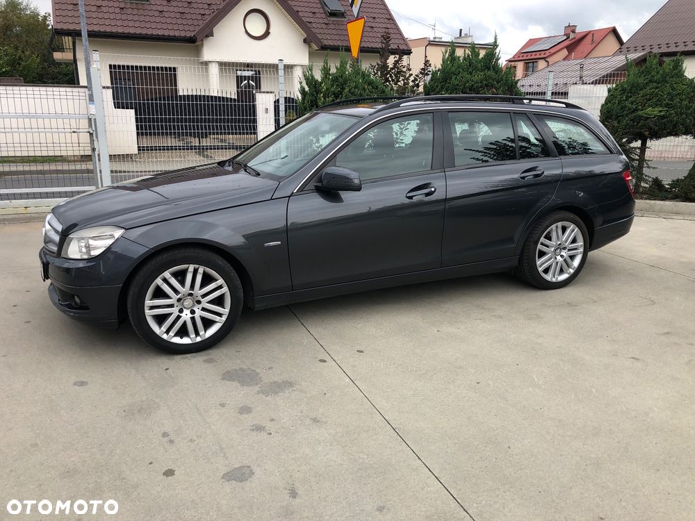 Mercedes-Benz Klasa C 220 CDI BlueEff Avantgarde - 2