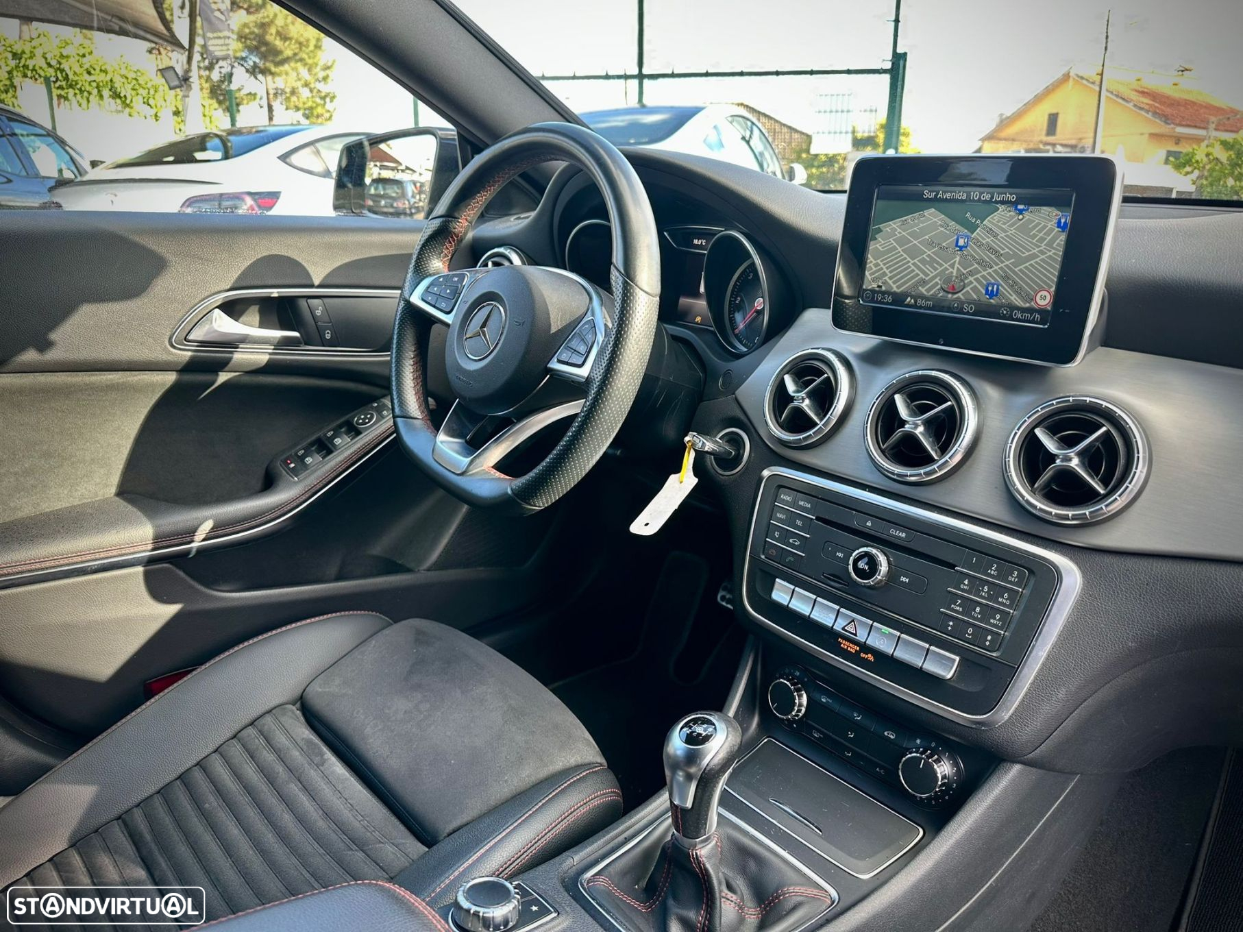 Mercedes-Benz CLA 180 - 15