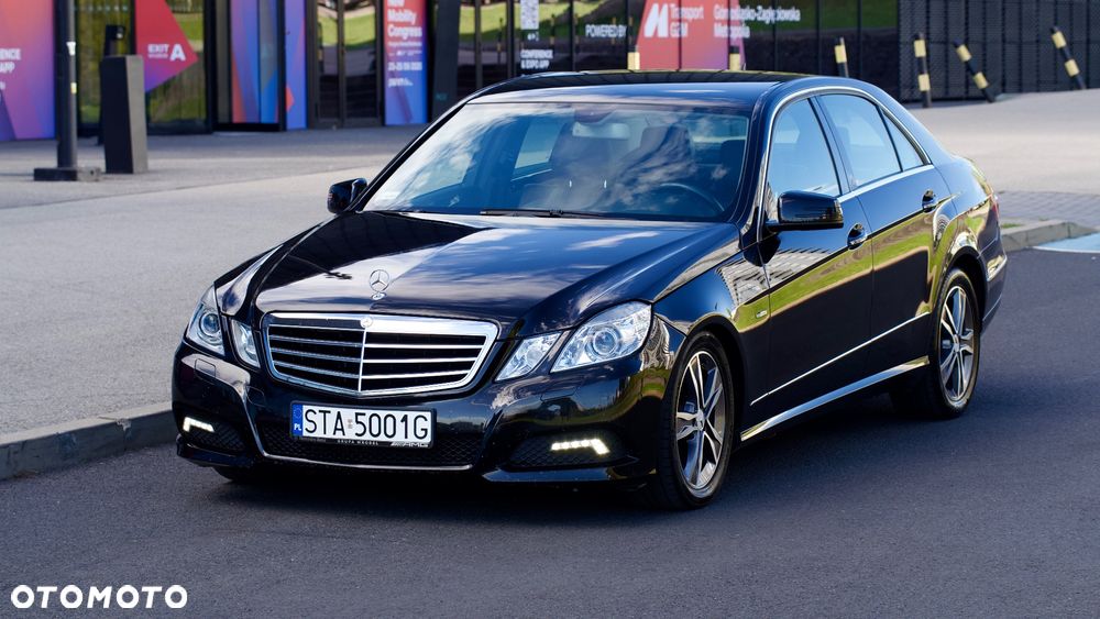 Mercedes-Benz Klasa E 250 CDI 4-Matic BlueEff Avantgarde - 1