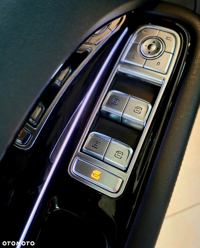 Hongqi HS3 1.5T FWD - 14