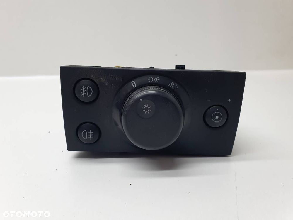 PRZEŁĄCZNIK ŚWIATEŁ 13177067 OPEL VECTRA C EUROPA - 1