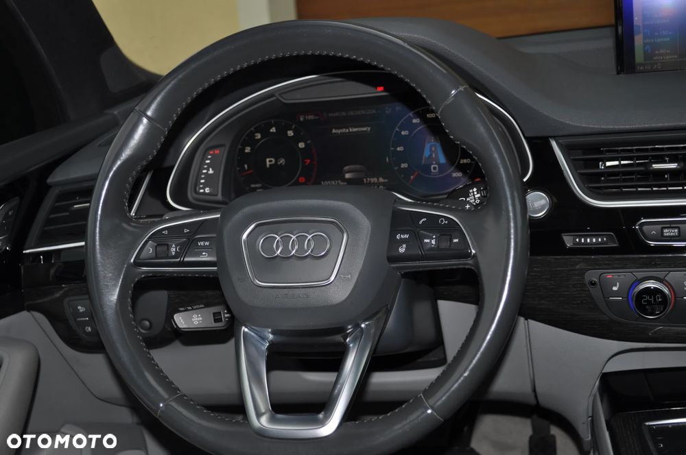 Audi Q7 - 25