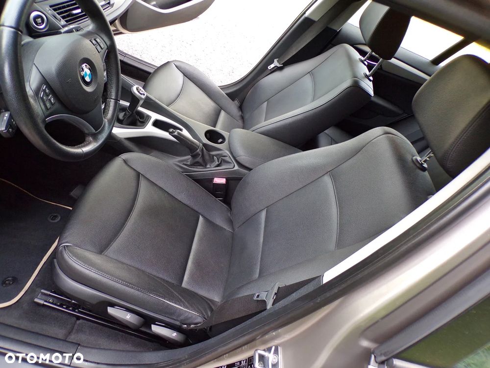 BMW X1 ver-sdrive18i-xline - 25