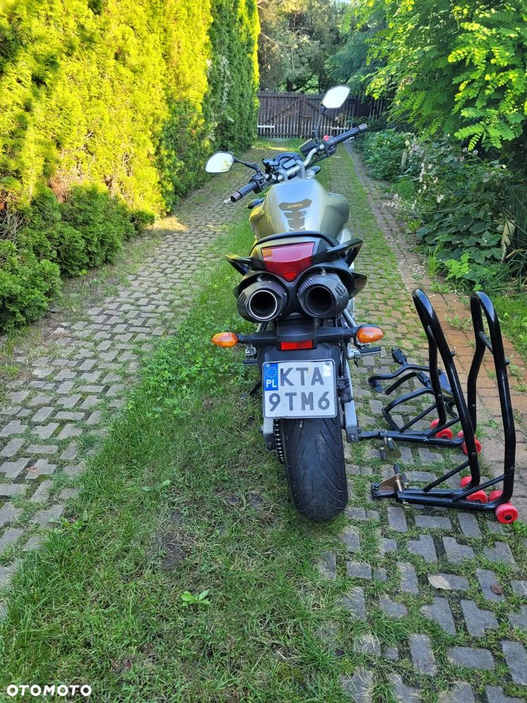 Yamaha FZ6 - 6