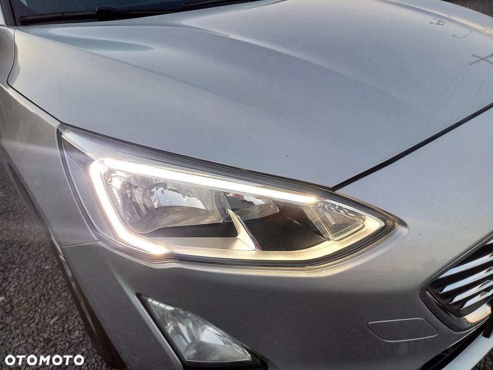 Ford Focus 1.5 EcoBlue STart-Stopp-System TITANIUM - 11