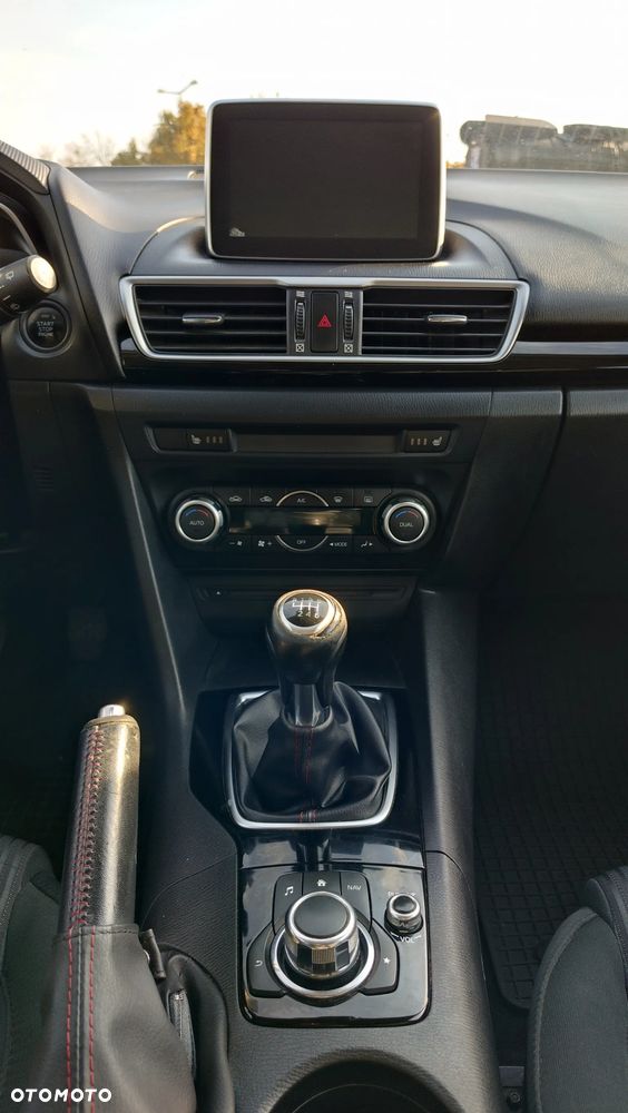 Mazda 3 - 30
