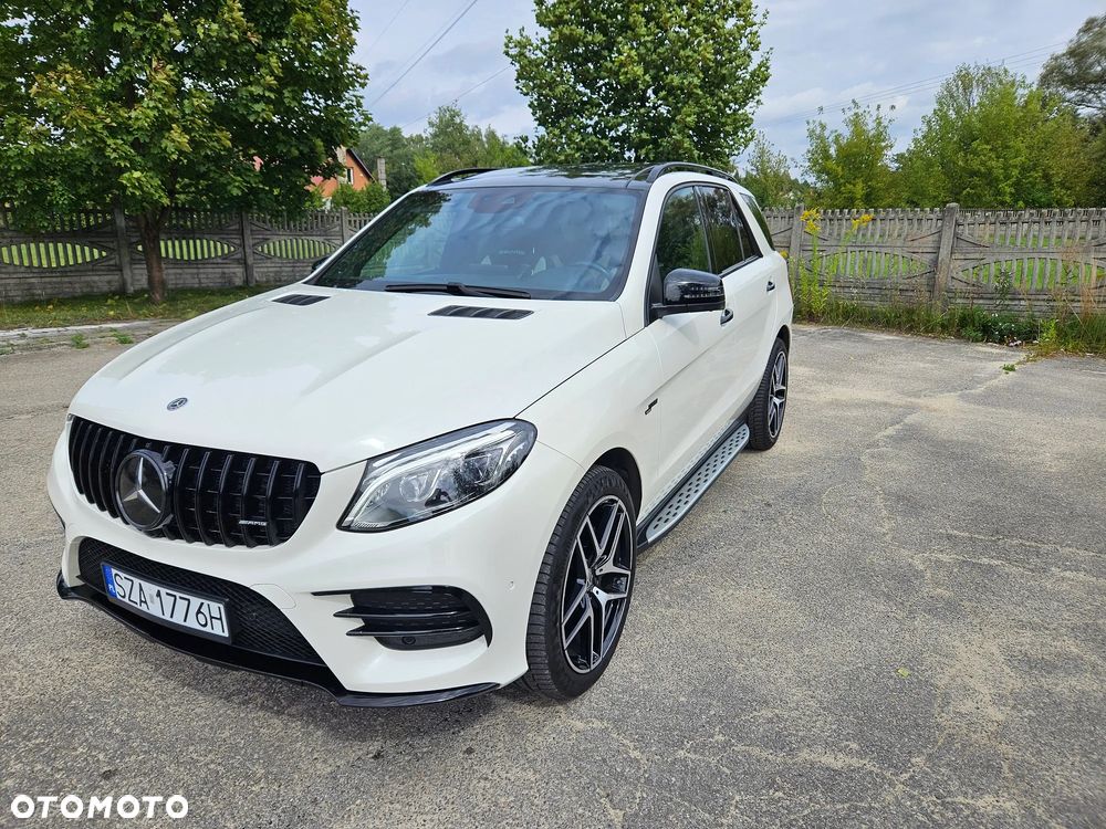Mercedes-Benz GLE 350 d 4-Matic - 1