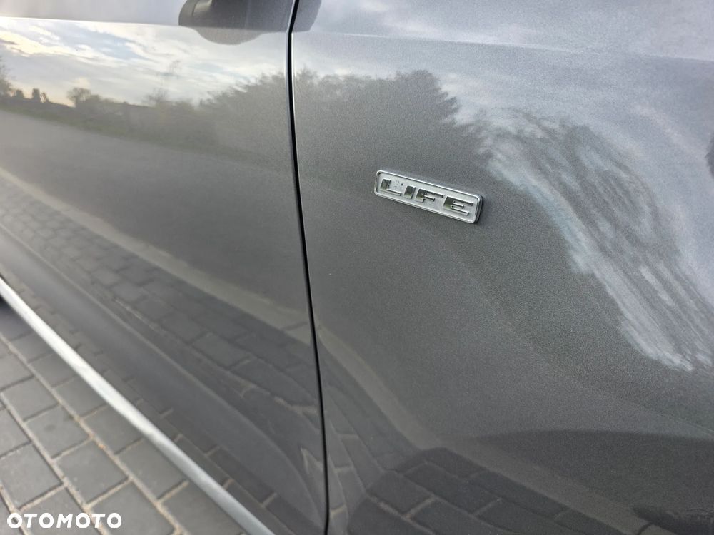 Volkswagen Polo 1.2 TSI Life - 23