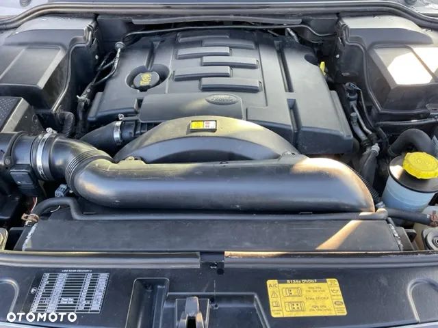 Land Rover Discovery IV 2.7D V6 HSE - 19