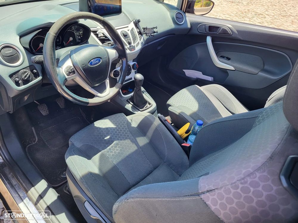 Ford Fiesta 1.6 TDCI Sport - 4