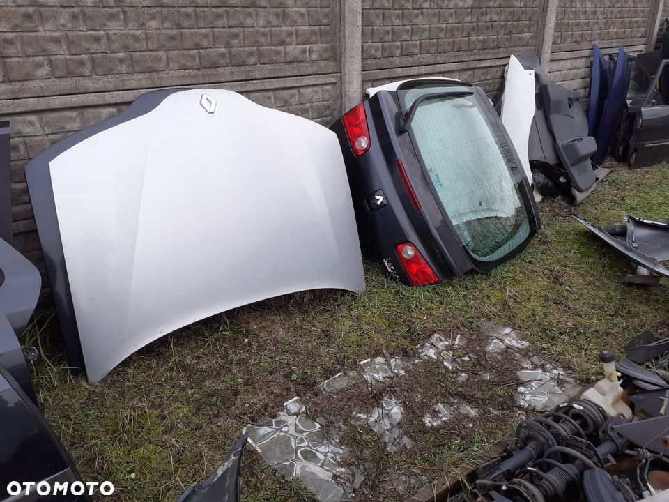 Renault Laguna II -Maska -Klapa - 1