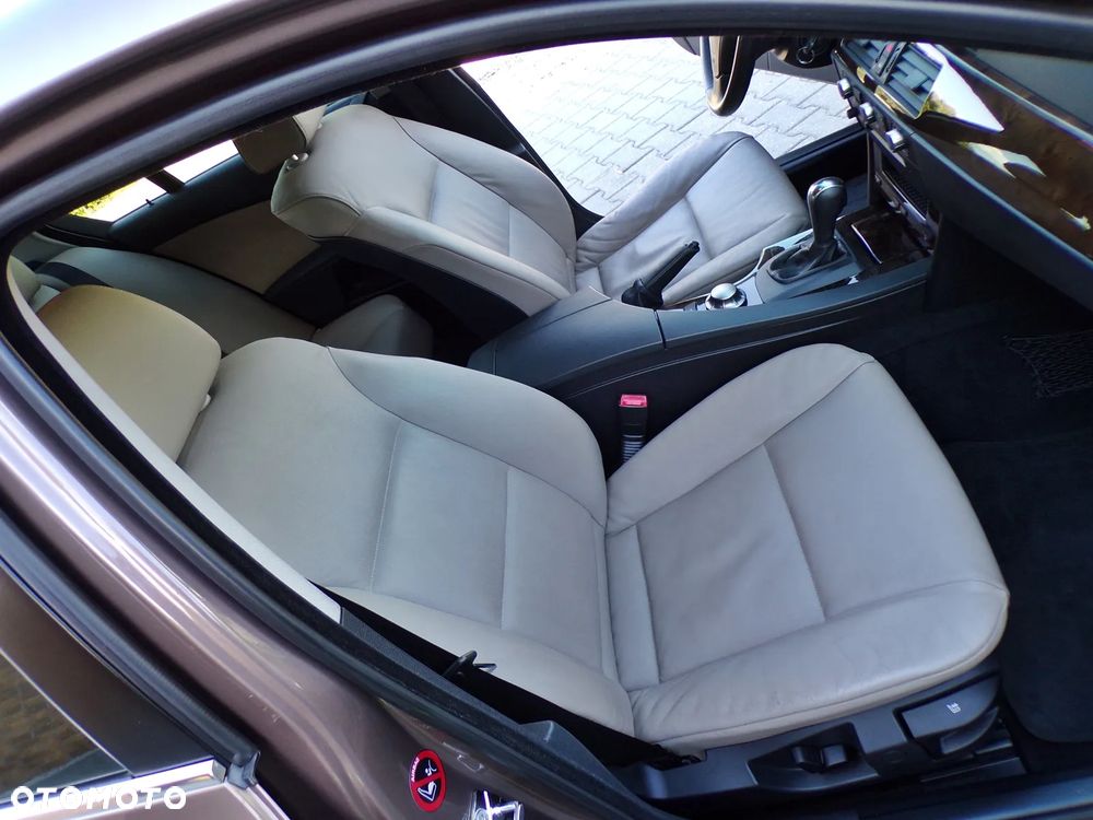 BMW Seria 5 - 27