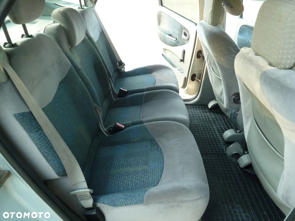 Renault Scenic 1.6 16V Authentique - 17