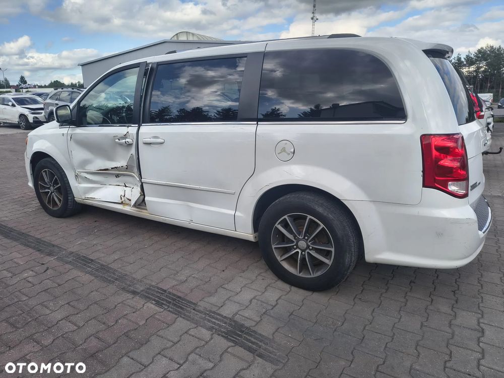 Dodge Grand Caravan 3.6 R/T - 5