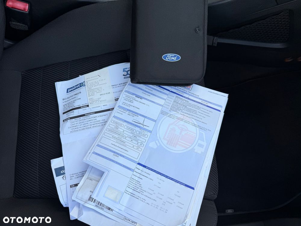 Ford S-Max - 29