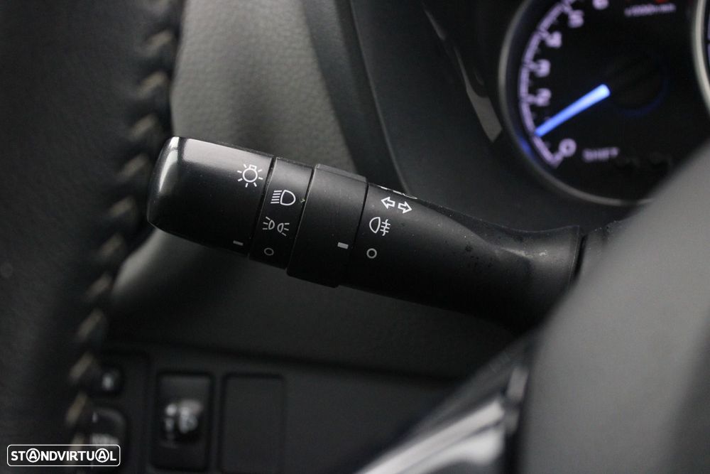 Toyota Yaris 1.0 VVT-i Comfort — fotografia 11