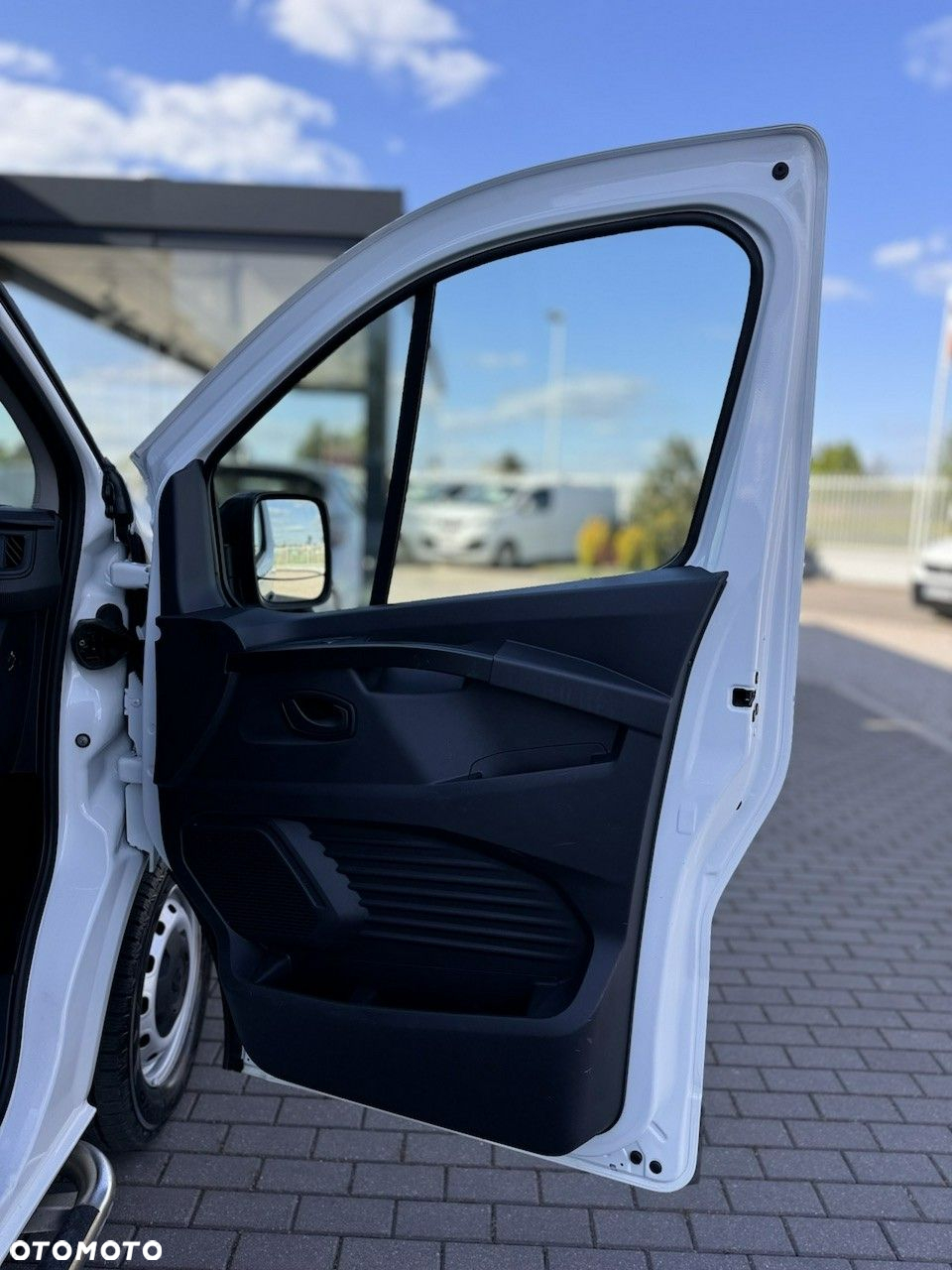 Renault Trafic - 13