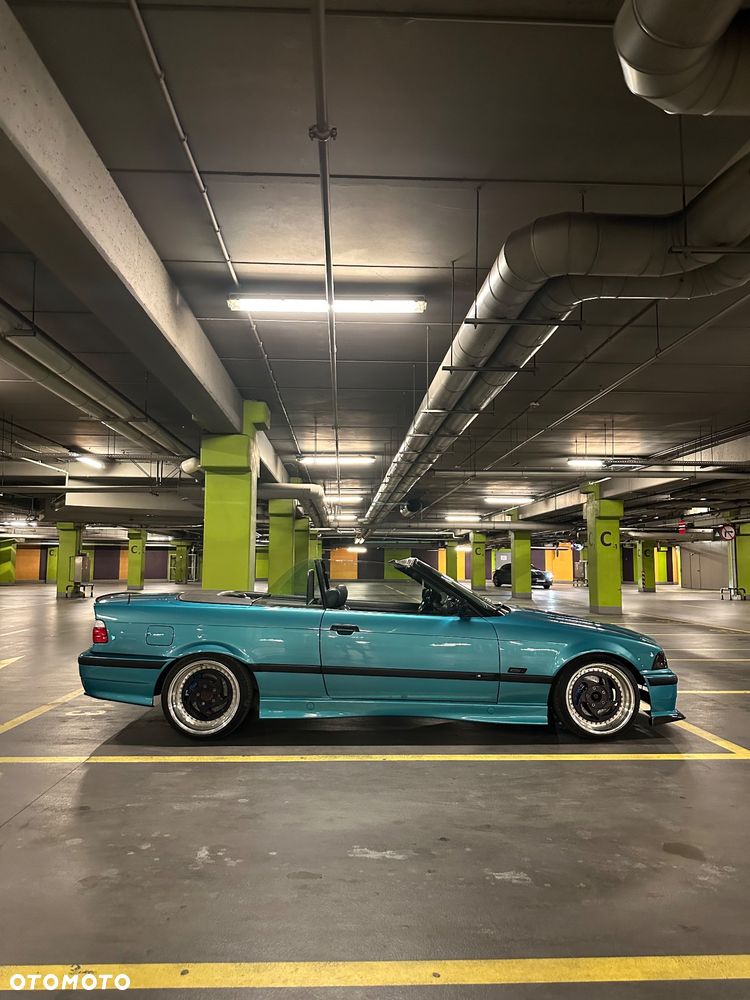 BMW Seria 3 328i Cabriolet - 8